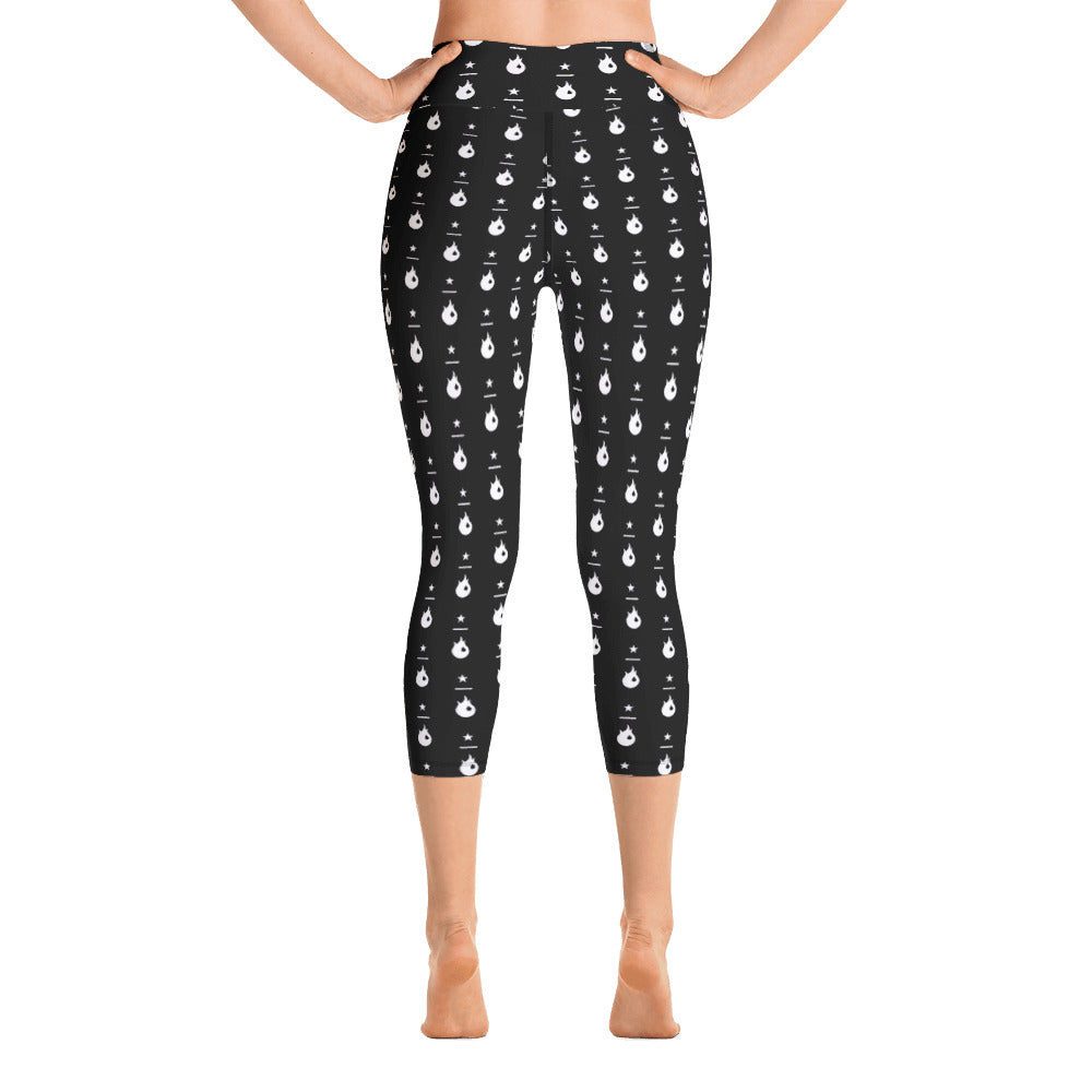 True Yoga Vermont-S&R Black Capri