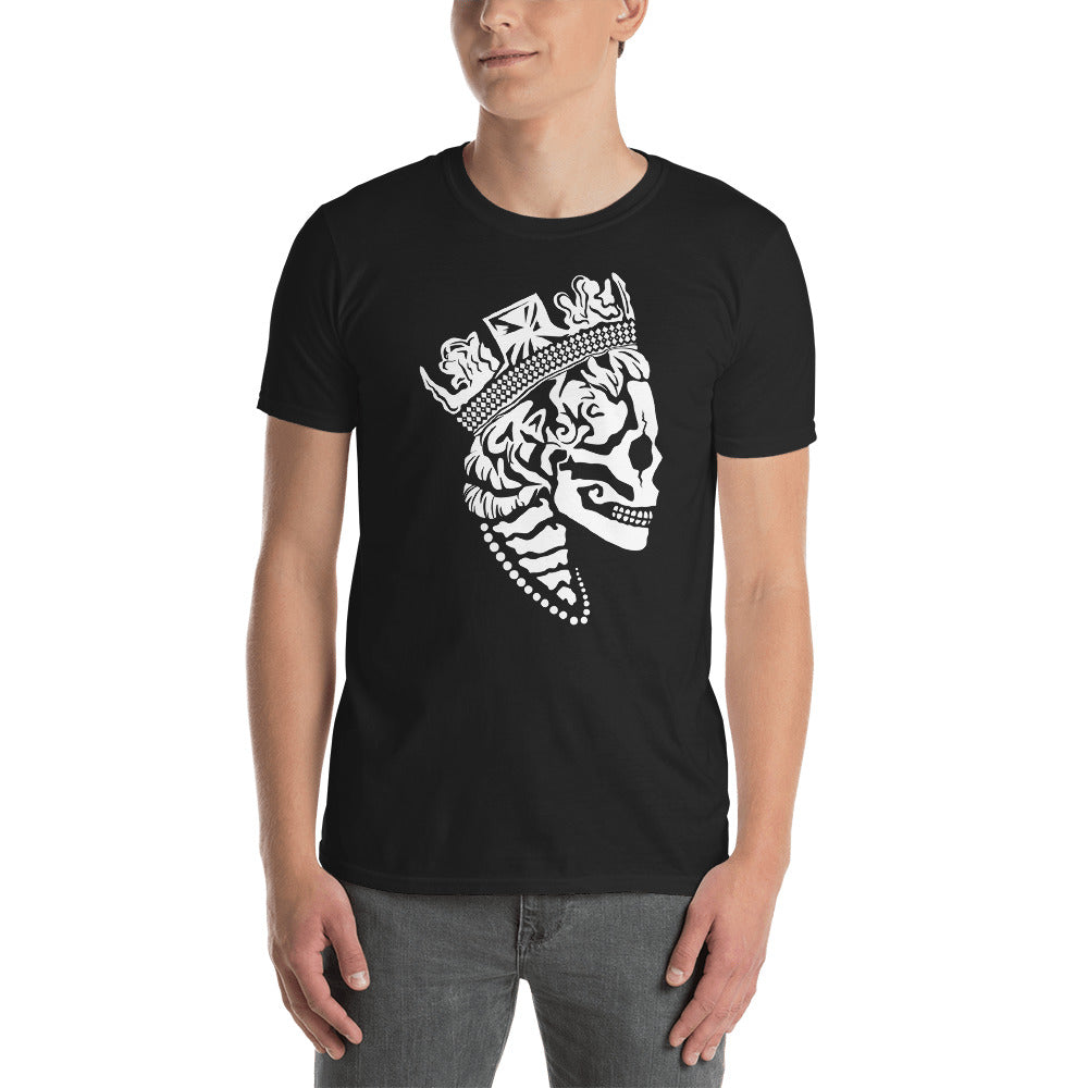 Zanity Queen-Short Sleeve Unisex T-Shirt